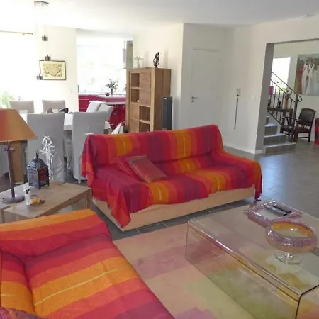 Saint-cyr-sur-mer Sleeps 8 Pool Wifi Σπίτι διακοπών *